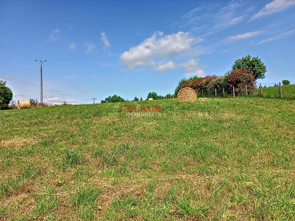 BEAU TERRAIN À BÂTIR