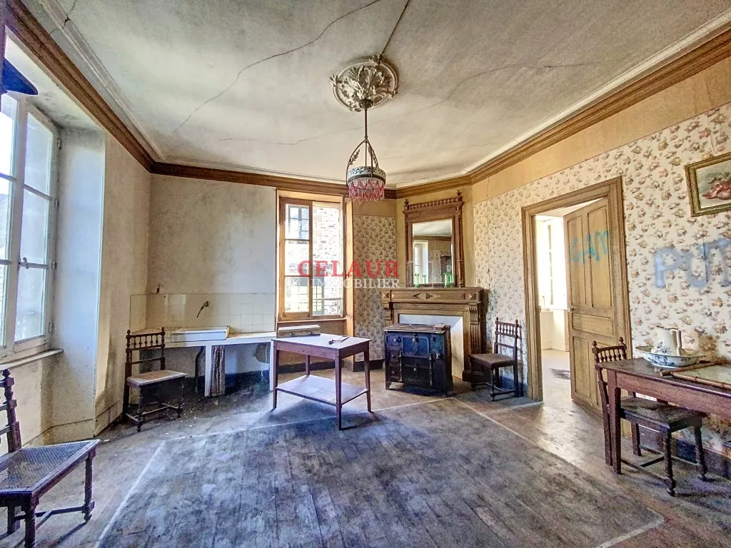 MAISON DE CARACTÈRE À RÉNOVER