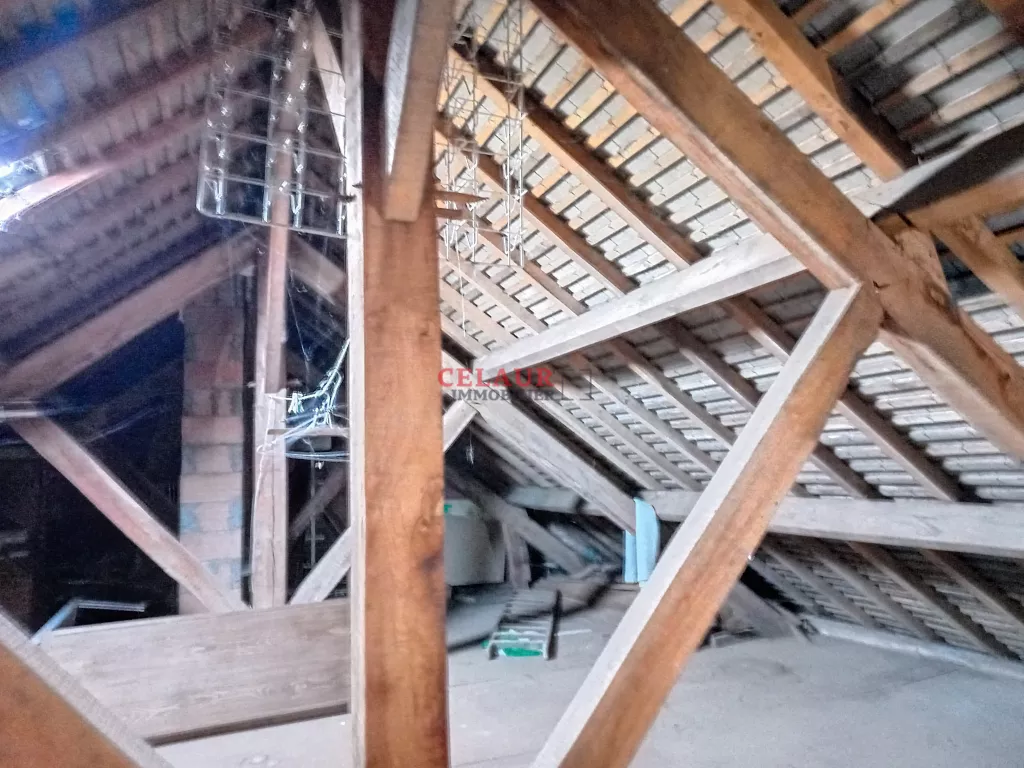 Immeuble avec deux loyers