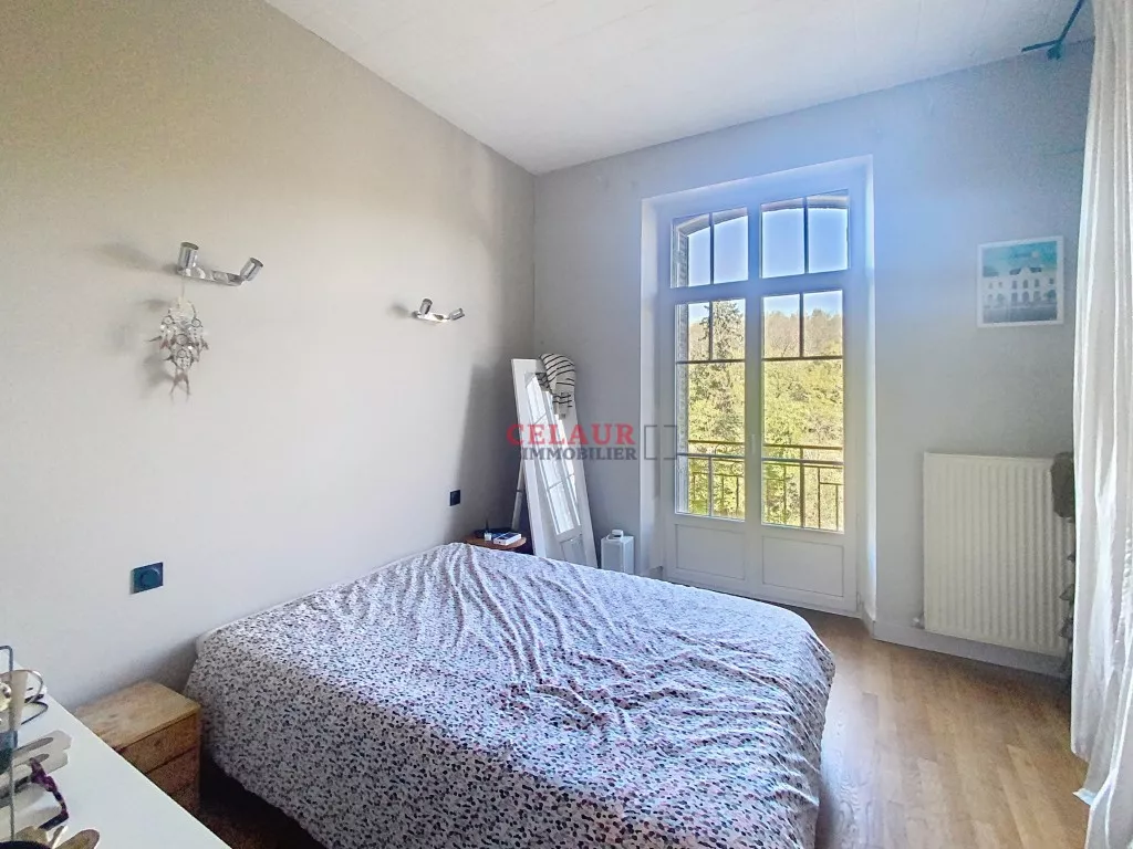 APPARTEMENT VUE SUR LA VÉZÈRE