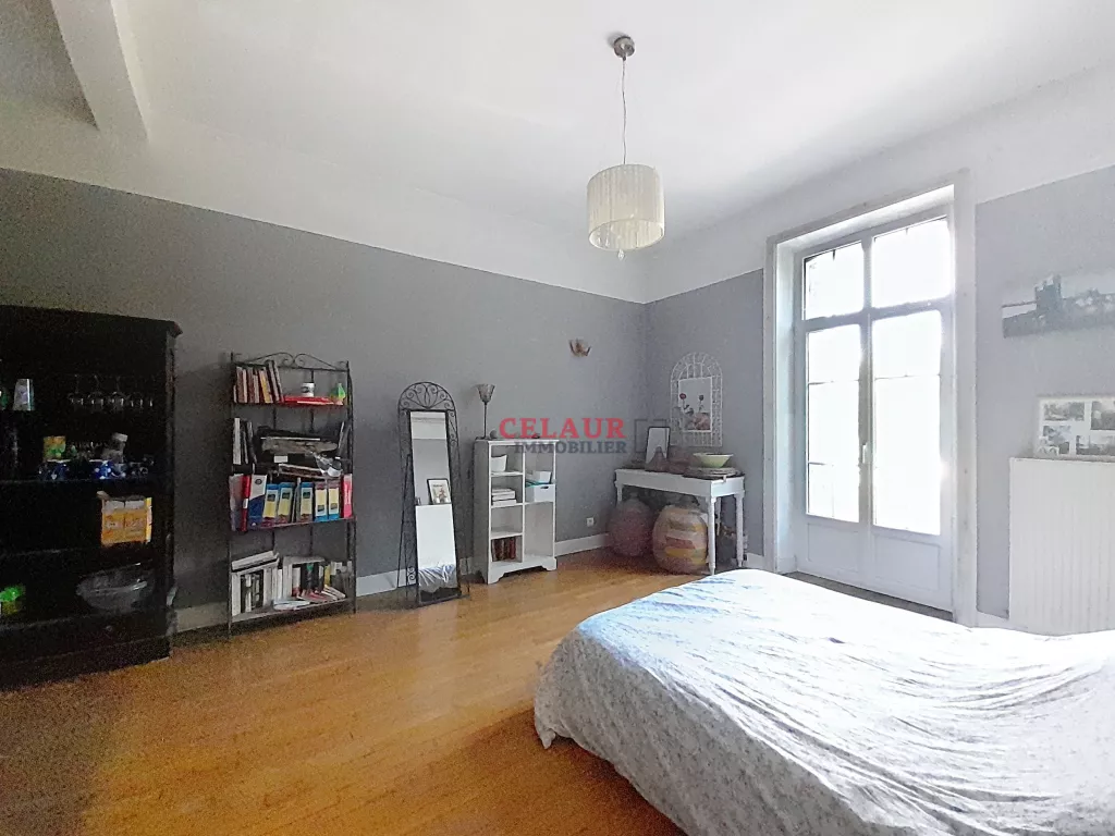 APPARTEMENT VUE SUR LA VÉZÈRE