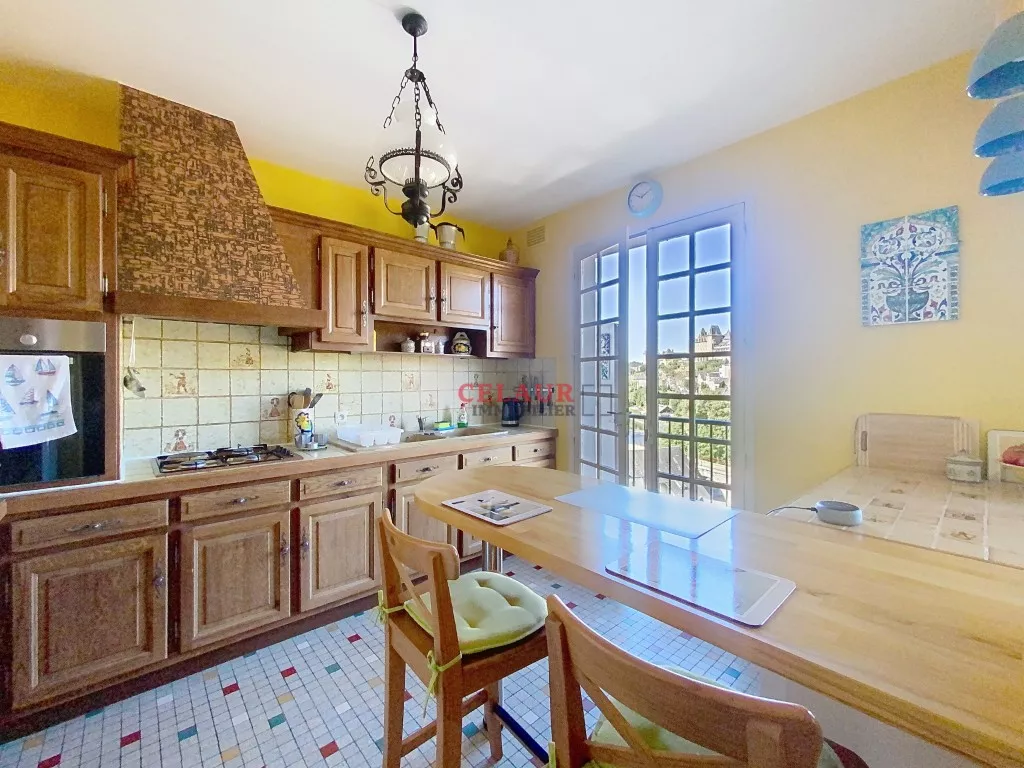 Maison à Uzerche avec jolie vue sur la vieille ville