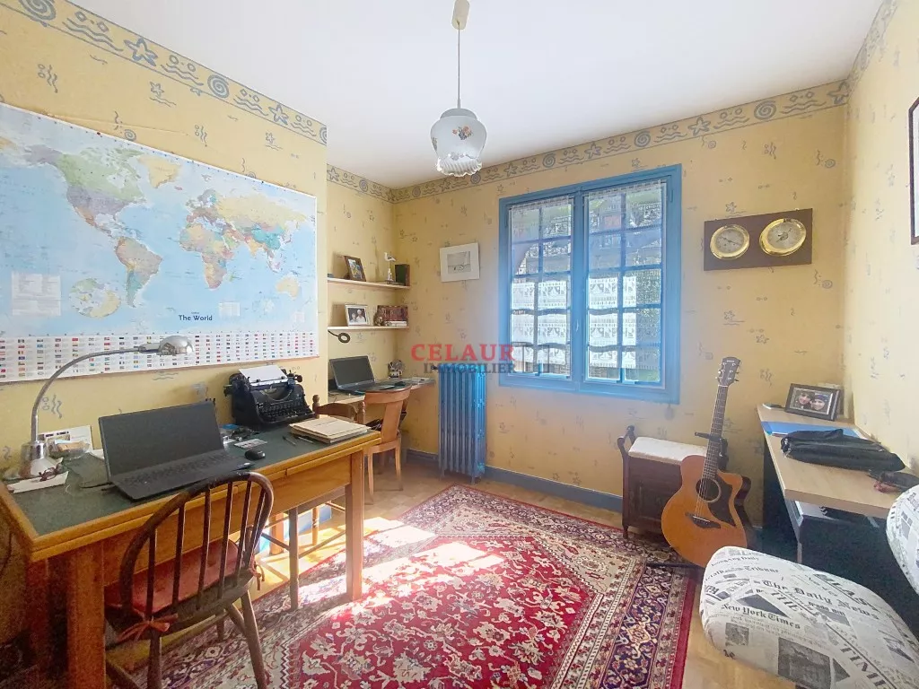 Maison à Uzerche avec jolie vue sur la vieille ville