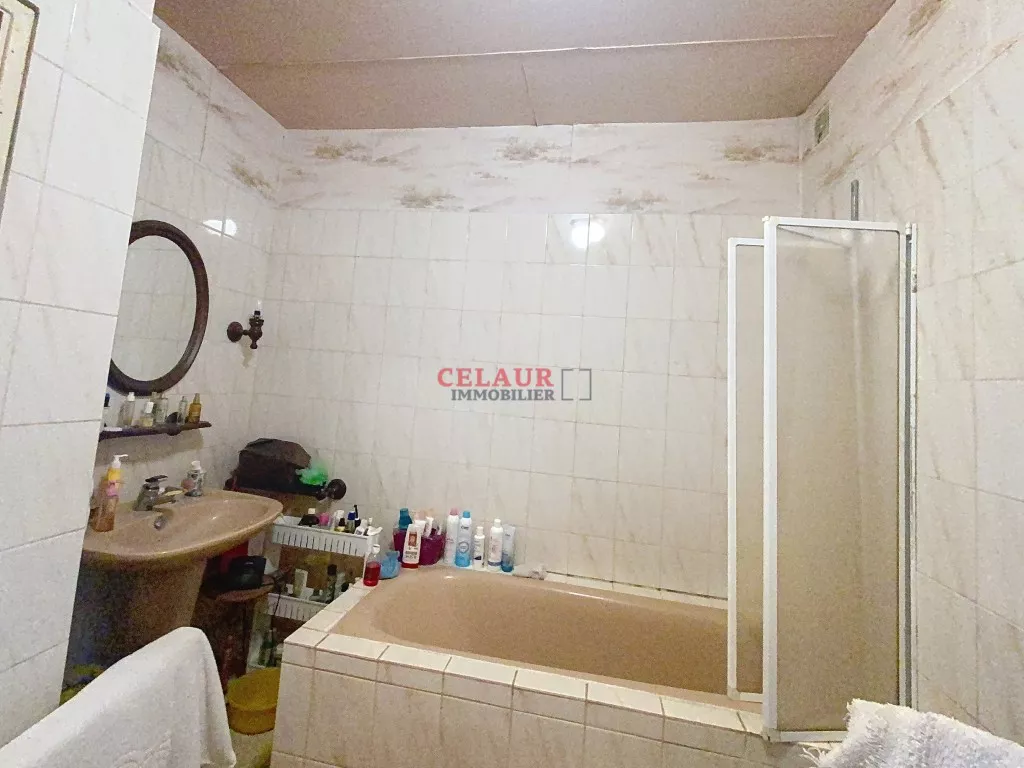 Propriété rurale isolée