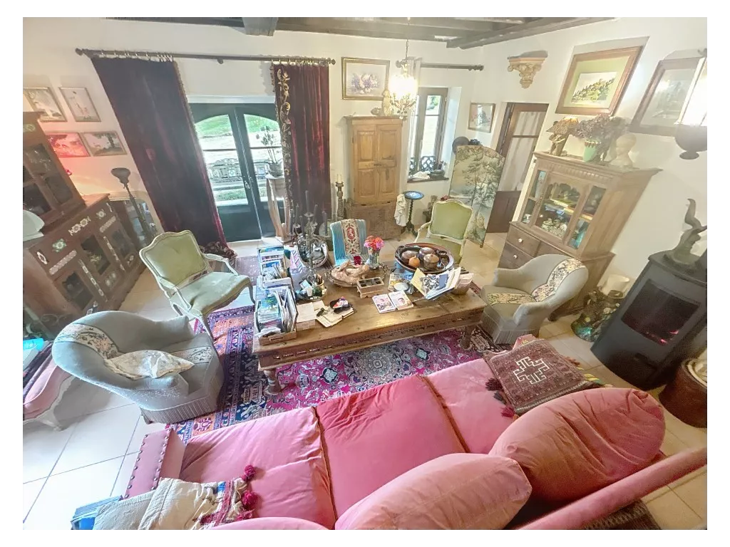 Très jolie maison en pierre