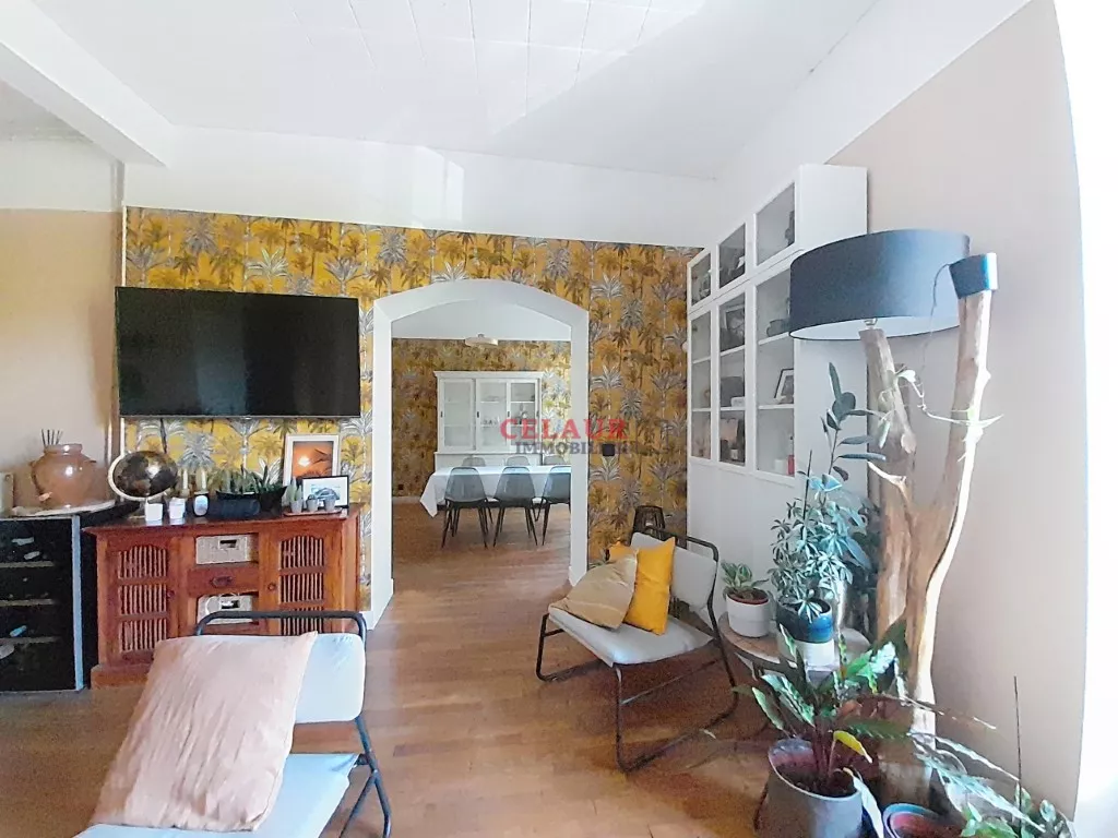 APPARTEMENT VUE SUR LA VÉZÈRE