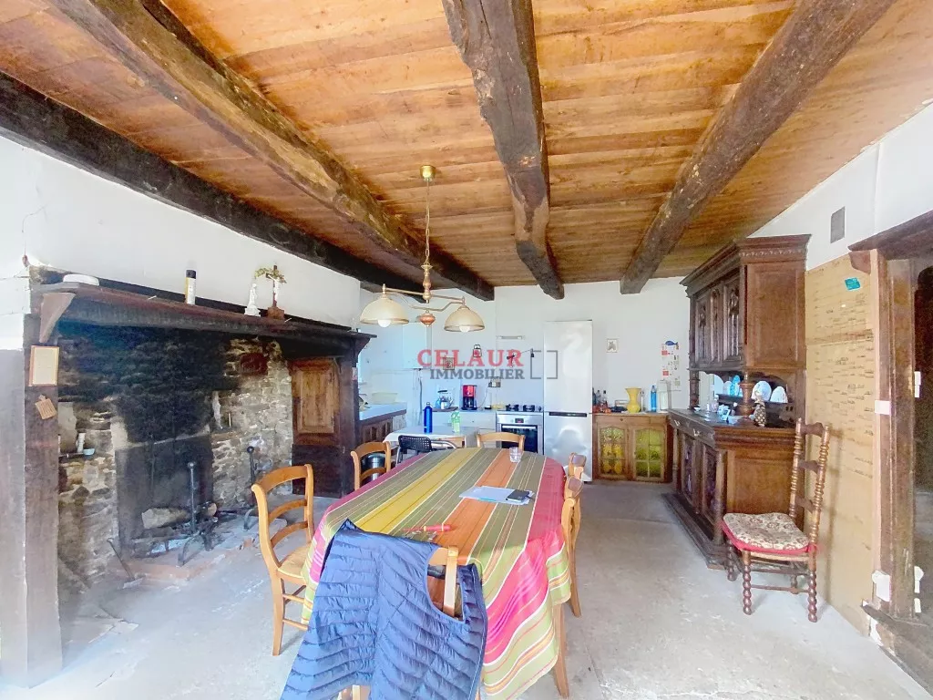 LONGÈRE À RÉNOVER