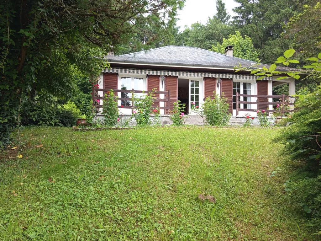 PLAIN-PIED AU CŒUR DE LA NATURE