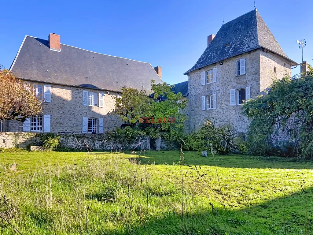 Maison de maître sur plus de 7 hectares de terres