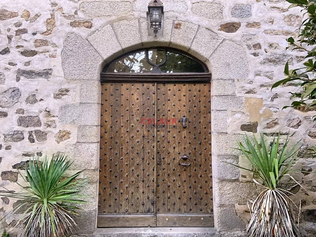 Maison de maître sur plus de 7 hectares de terres