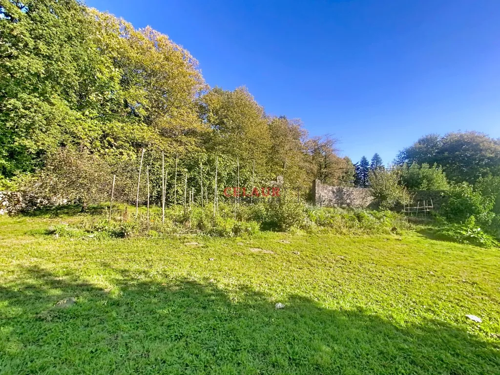 Maison de maître sur plus de 7 hectares de terres