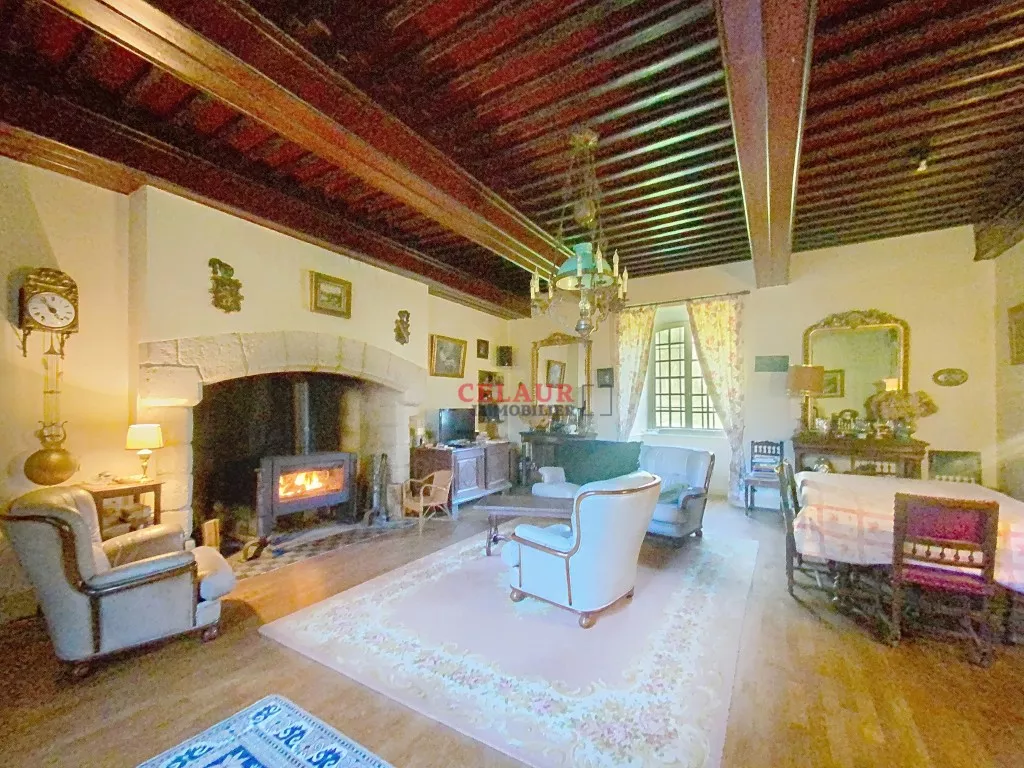 Maison de maître sur plus de 7 hectares de terres