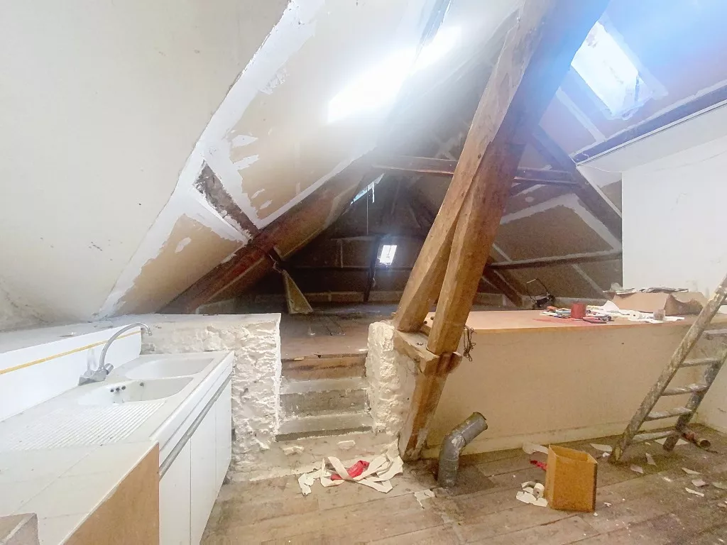 Maison de ville avec jolis espaces