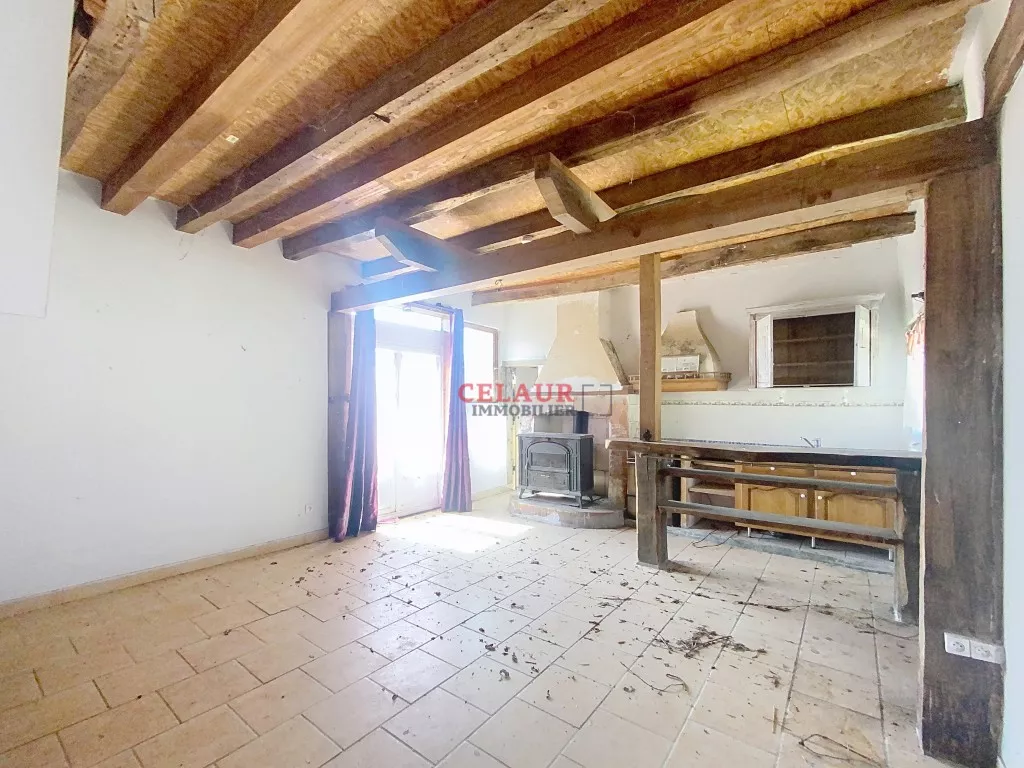 MAISONNETTE À RÉNOVER