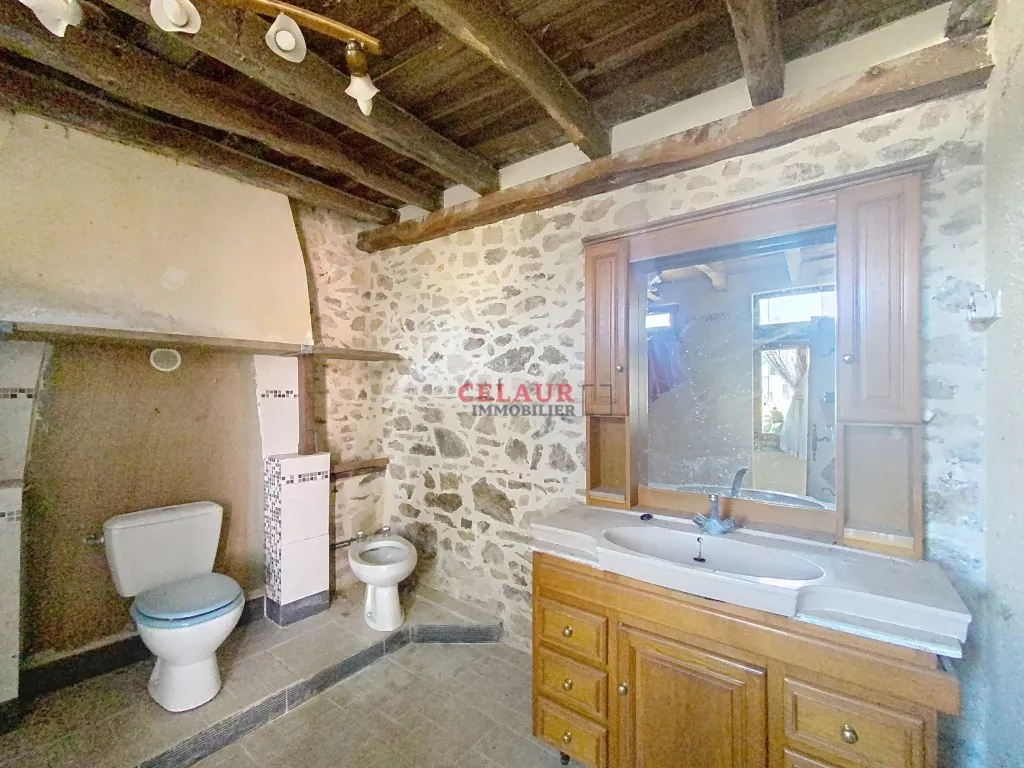 MAISONNETTE À RÉNOVER