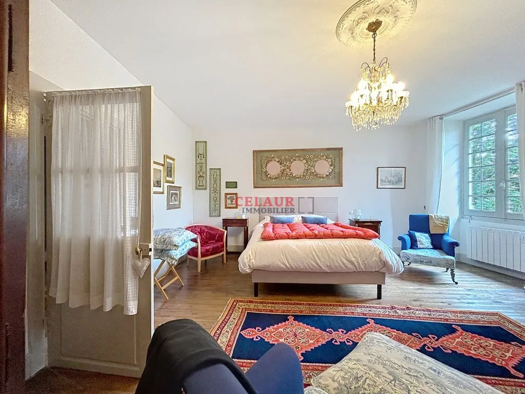 DEMEURE DE CHARME BEAULIEU CENTRE