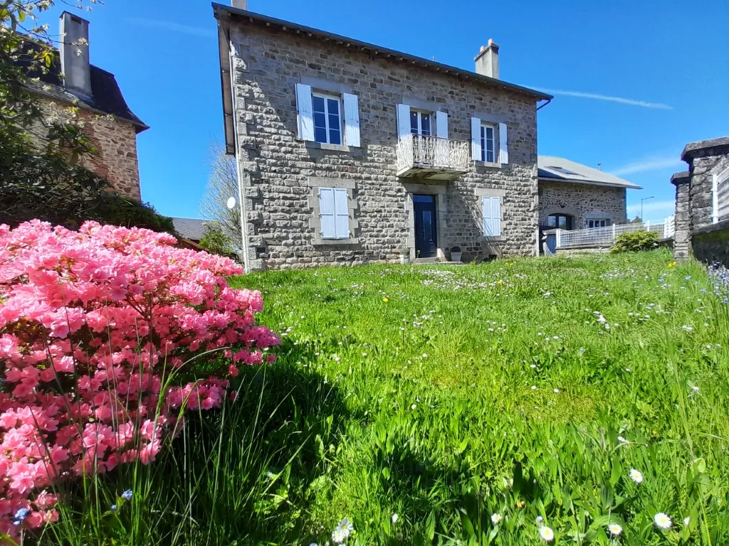 MAISON AVEC D&Eacute;PENDANCE