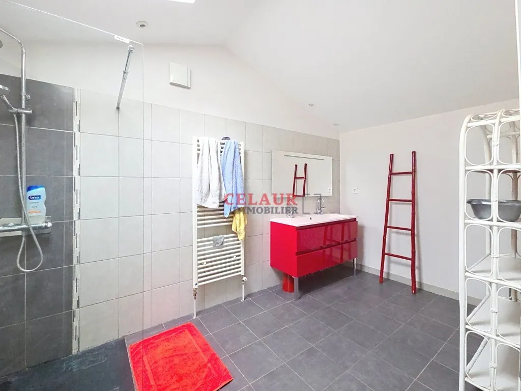 AGREABLE MAISON EN PIERRE ET SA D&Eacute;PENDANCE