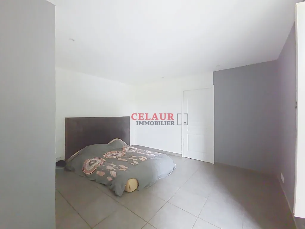 AGREABLE MAISON EN PIERRE ET SA D&Eacute;PENDANCE