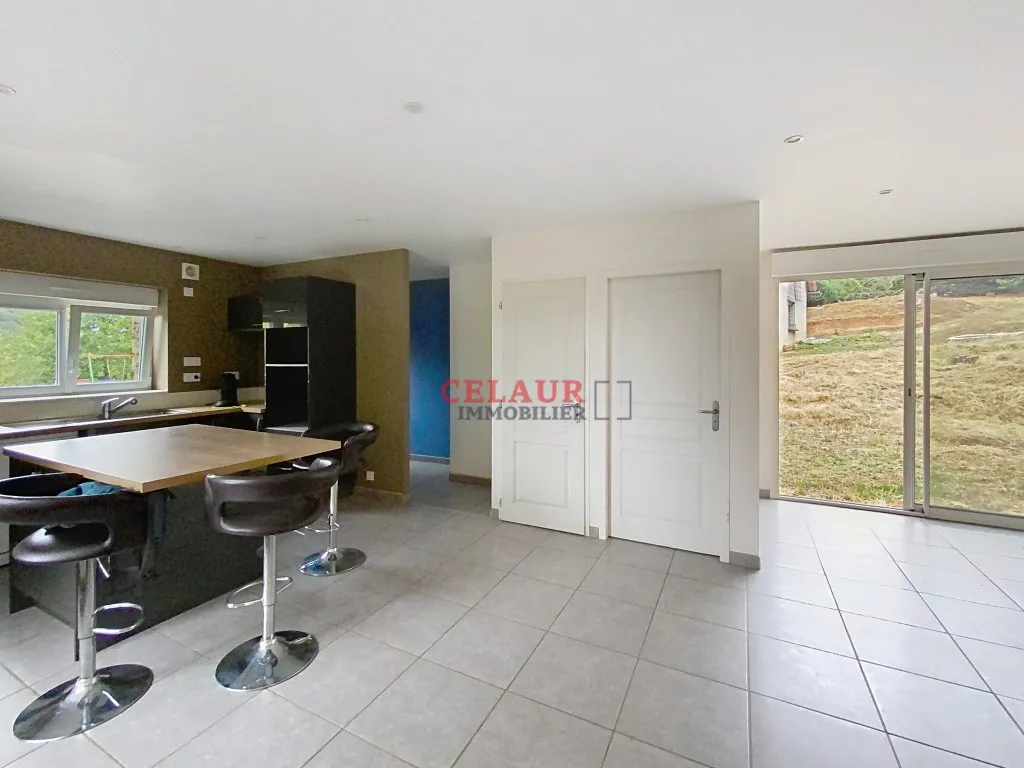 AGREABLE MAISON EN PIERRE ET SA D&Eacute;PENDANCE